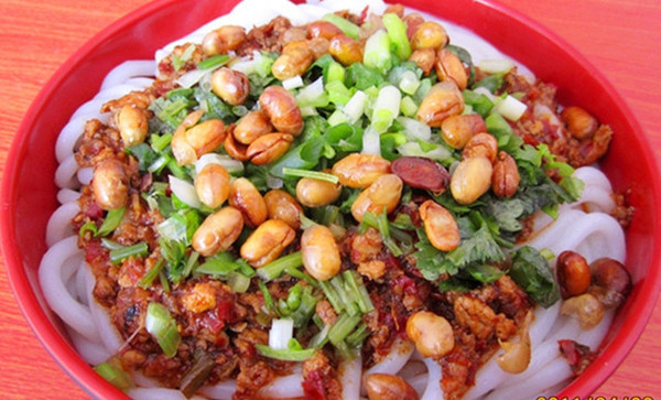 豆逗婆土豆粉 吴佳米粉加盟费用多少钱