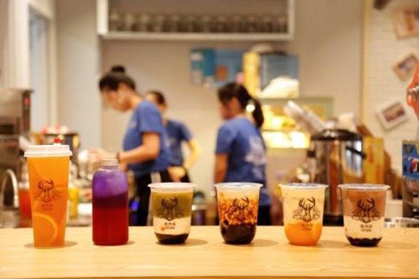 鹿角戏奶茶