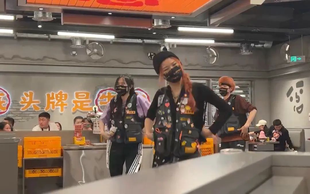 1158万高校毕业生就业难，餐饮却遭遇“用工荒”？！