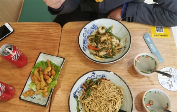 八道拌面加盟费多少钱？八道拌面加盟总部电话