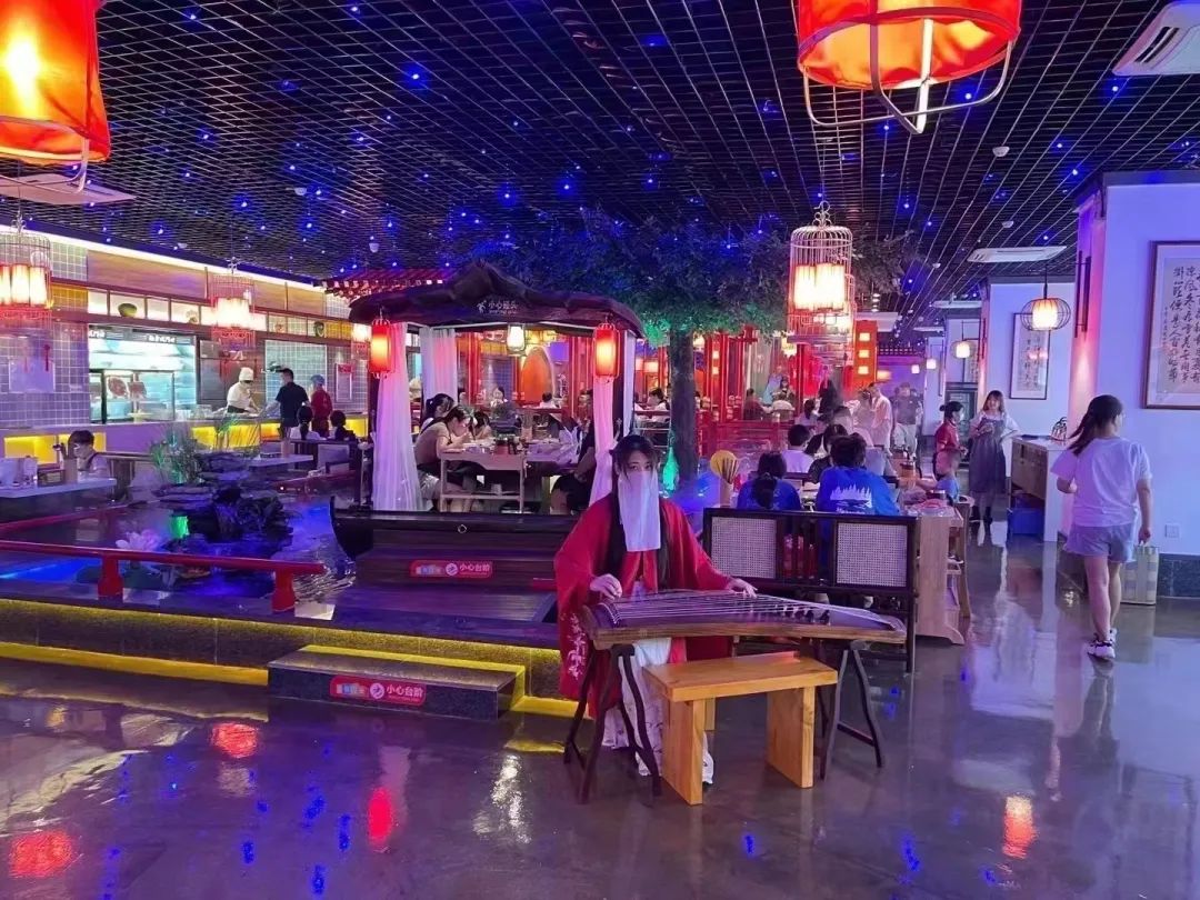 没我好还比我火，想不通！20年火锅老炮哭诉转型阵痛