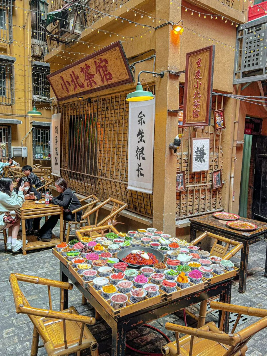 史上最高转让费,“坑”出了一个火锅大boss