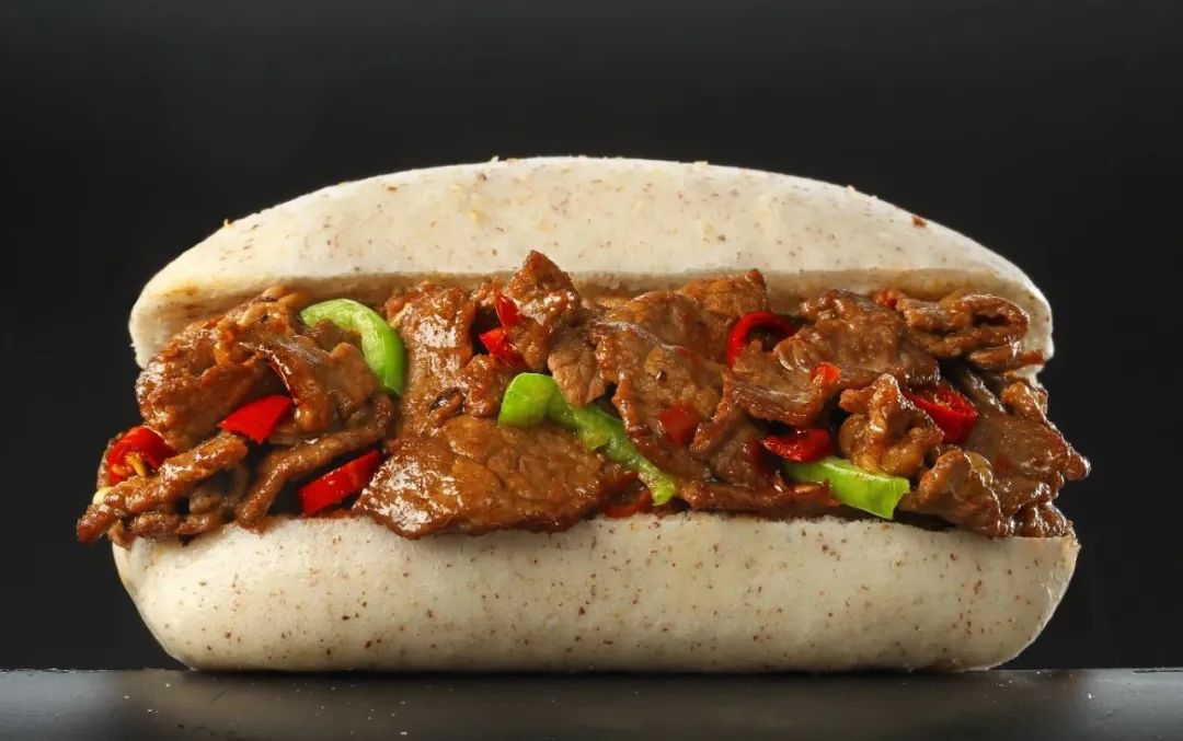 “贾国龙空气馍”更名为“贾国龙中国堡”；沪上阿姨官宣万店计划