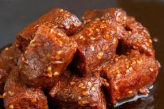 绝味食品预计一季度净利润增长超四成；全聚德