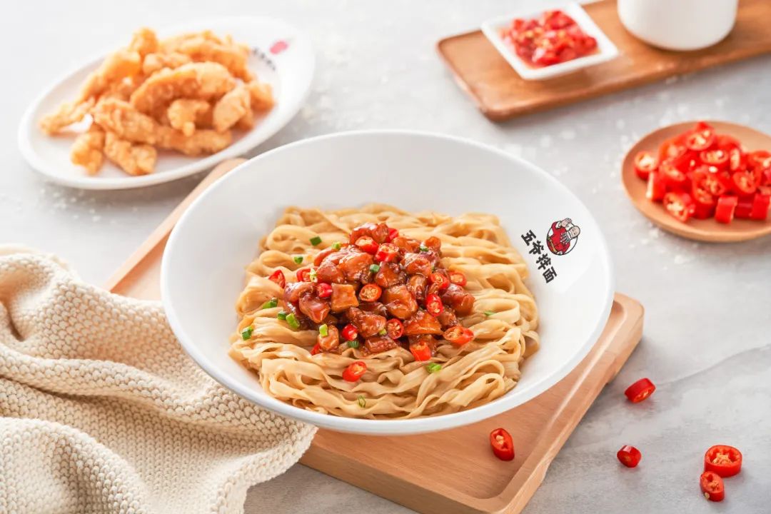 中国首个破1500家店的面馆品牌，正在开启新一轮攻势