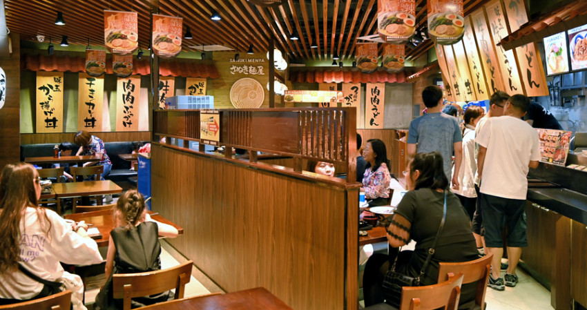 中式面馆的“麦肯梦”，还有戏吗？