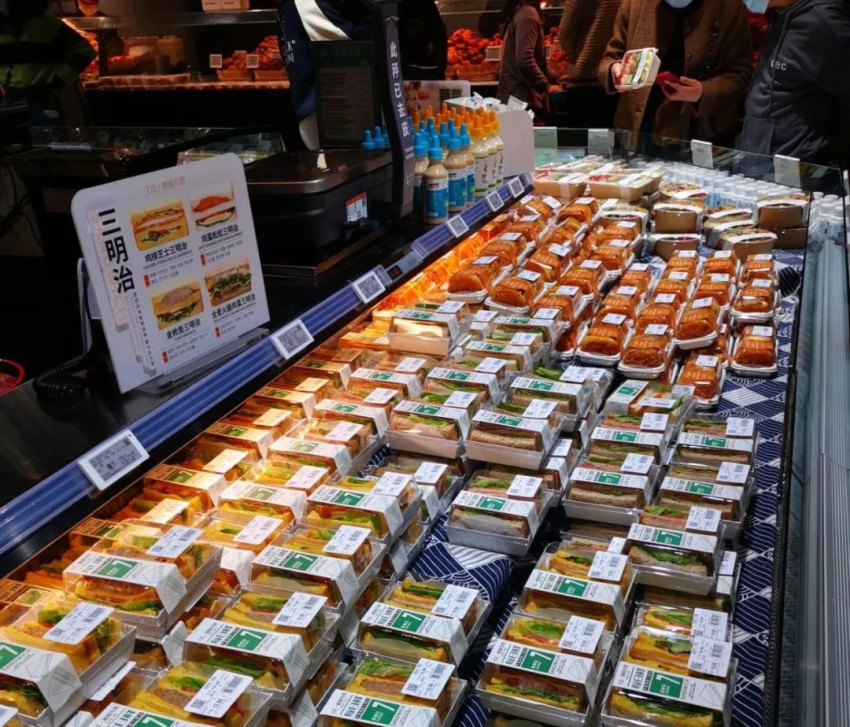 零售界的海底捞，服务业的天花板！为什么说餐饮人要学胖东来？