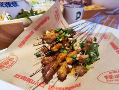 淄博烧烤不火了？商家回应：的确存在生意下滑