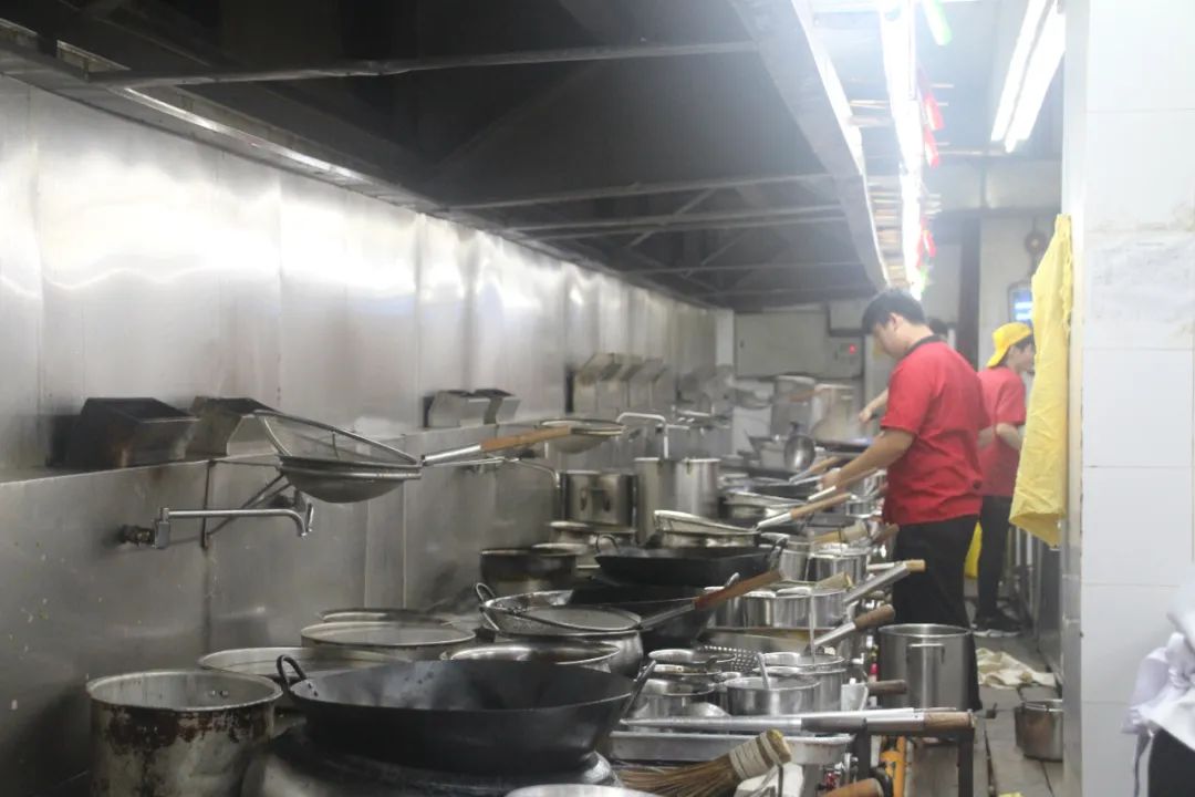 1死6伤，又有餐馆突发燃气爆炸！近几个月已发生多起……