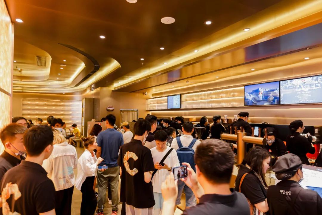 探店｜在这家上海新开业的茶饮店，我们看到了茶在下阶段的可能性