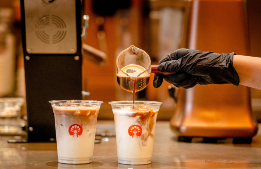 探店｜在这家上海新开业的茶饮店，我们看到了茶在下阶段的可能性