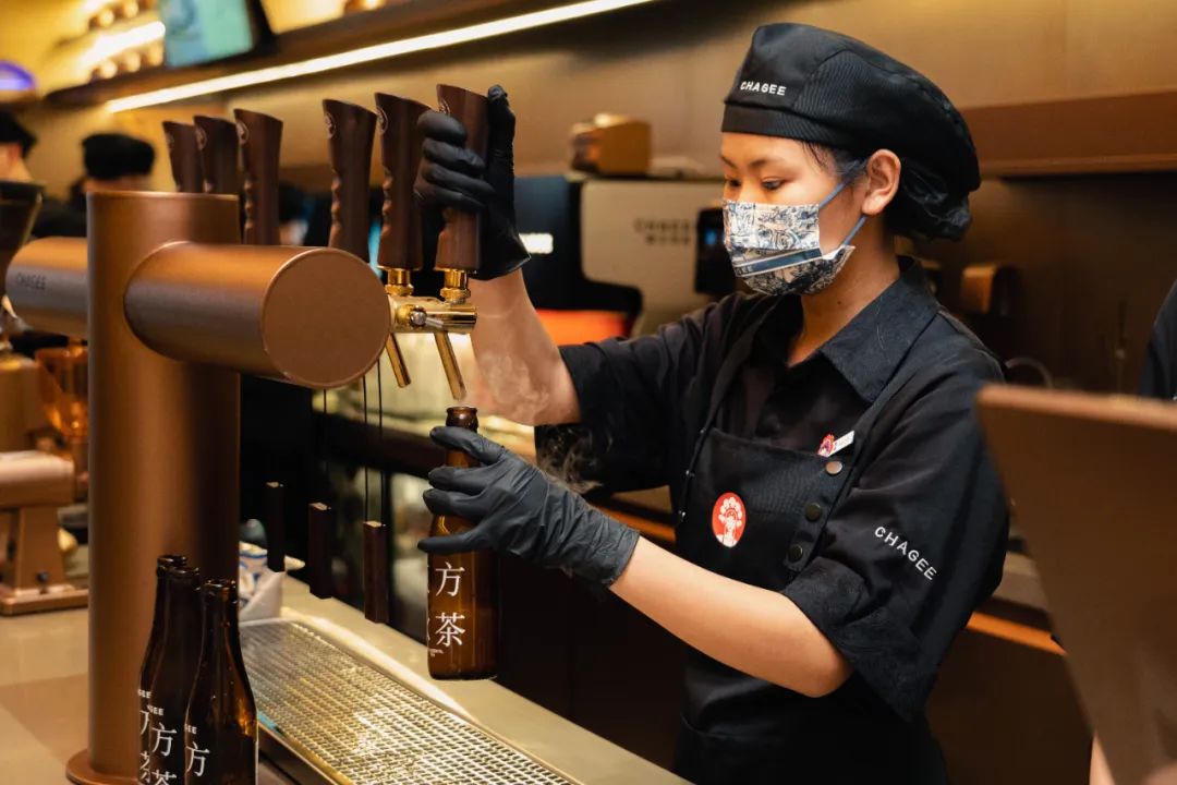 探店｜在这家上海新开业的茶饮店，，我们看到了茶在下阶段的可能性