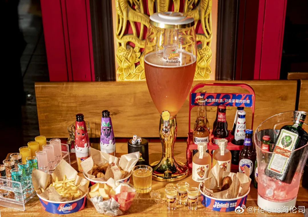 再次向加盟“低头”，连连亏损的海伦司终于坐