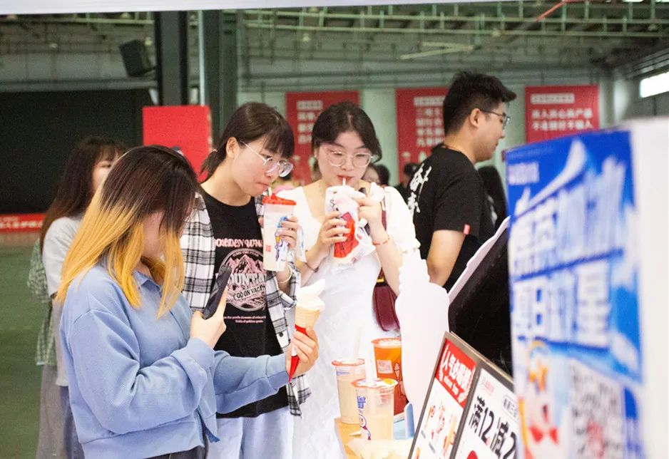 喜茶登陆伦敦，新茶饮开辟出海第二战场