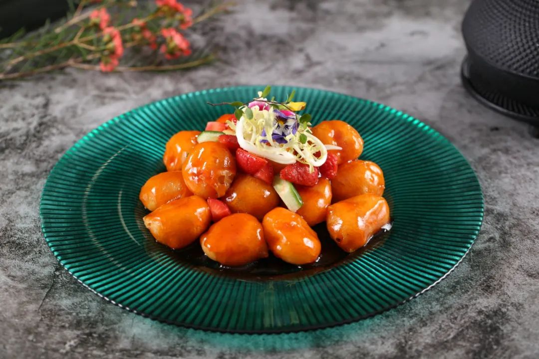 几乎每天都排队爆满，这家粤菜品牌为什么能火30多年？