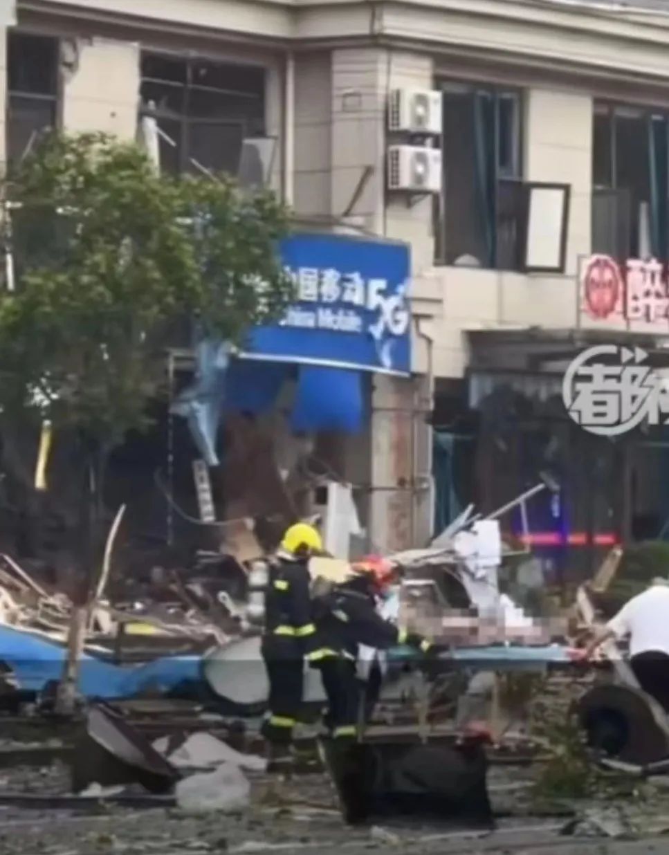 江苏一烧烤店发生爆炸致一死一伤，店主已被控制