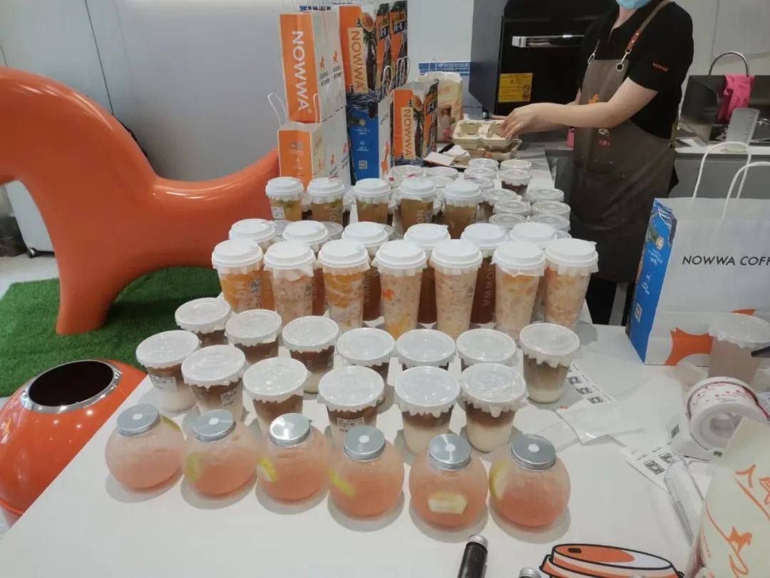 30㎡日收19万，这家挪瓦咖啡店是如何做到的？