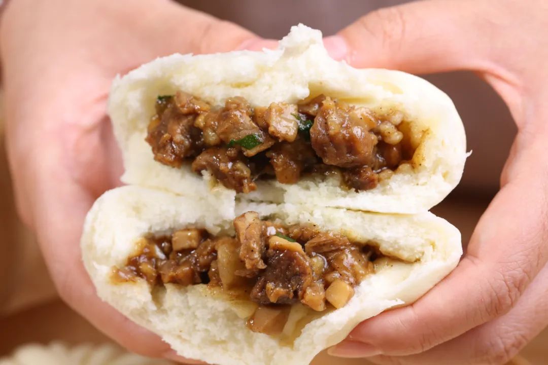 穿越周期逆势增长，揭秘巴比增长背后的消费洞察