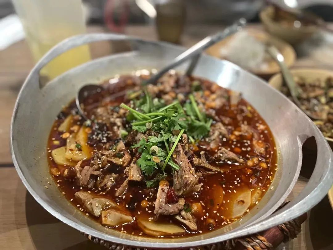 开一家冒烤鸭店，成了年入百万的“躺赢”生意