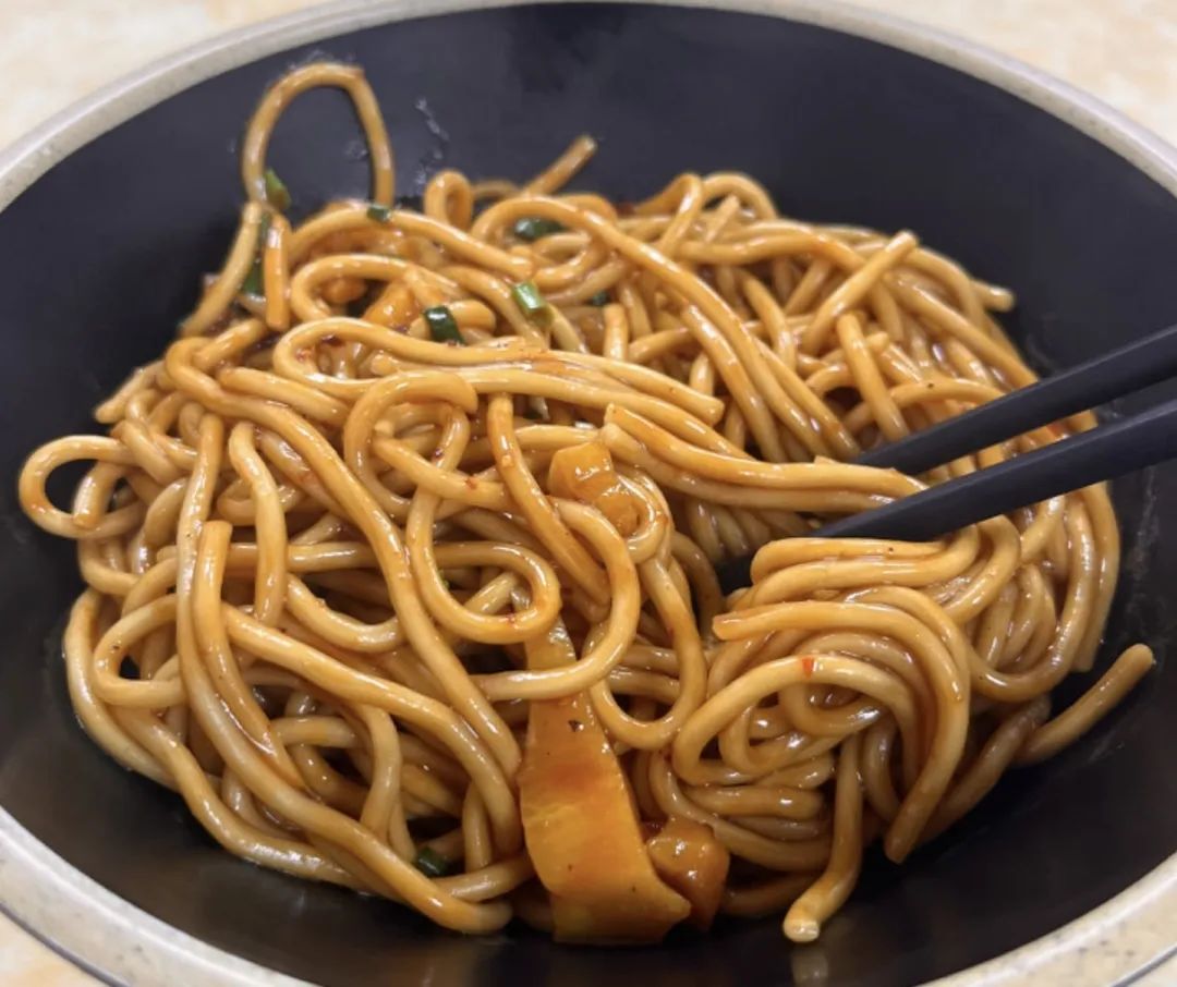 武汉专项整治热干面乱象，网友：早该治治了！