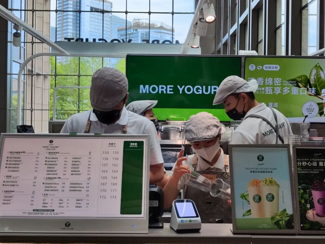 不到一周连上7次热搜，茉酸奶“得罪”了谁？