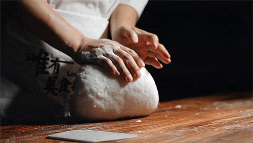 百年老字号陶陶居又升级了!4.0版新店展示手工制作全过程