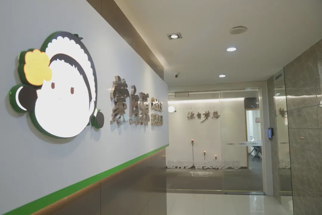 冲刺2000店、设立双总部,拆解米线头部品牌蒙自源的开店策略