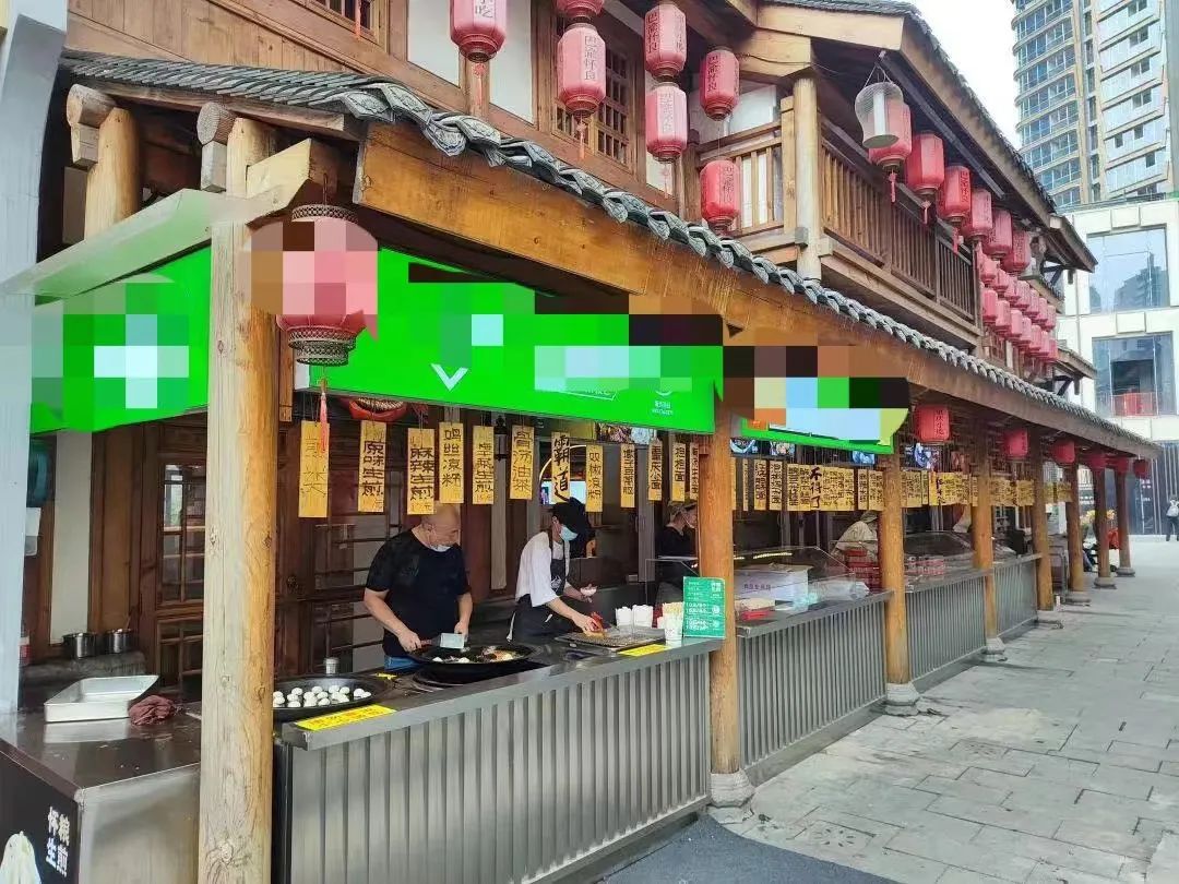 现场直击!双节叠加,多地餐饮消费市场迎小高峰!