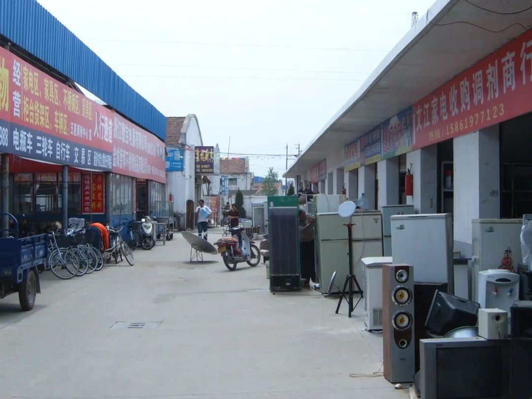 餐饮业态洗牌加剧、闭店率攀升，一家歇业的店会带出哪些生意？