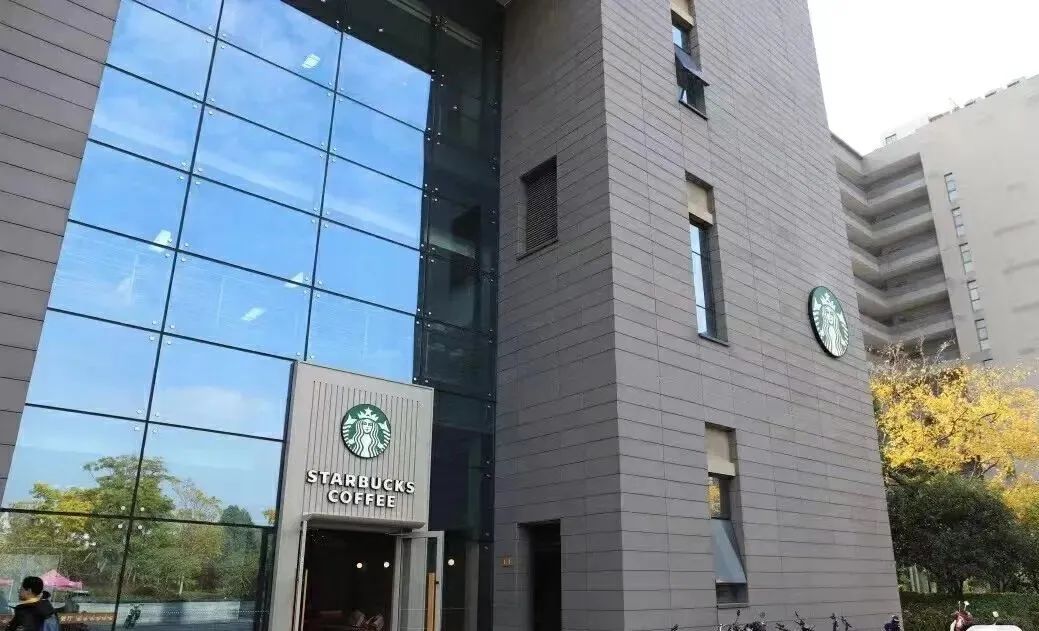 海底捞开出第一家校园店！炒饭9块9，卷得过麦肯吗