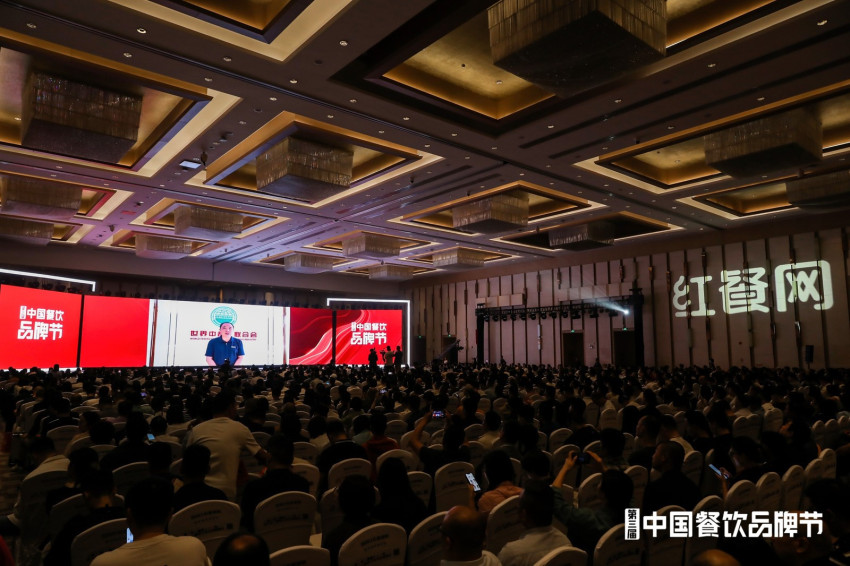 世界中餐业联合会会长邢颖：“三个指示精神”推动餐饮发展