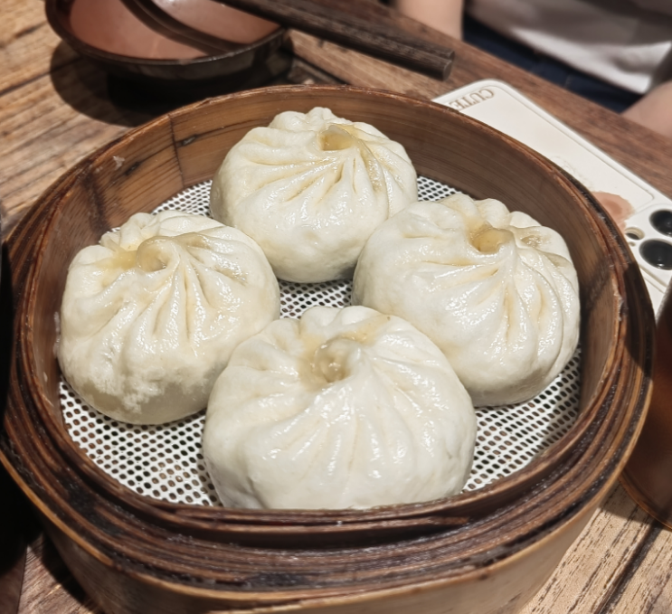 靠一条差评火起来的冰汤圆,让我看到手工菜正成顶流