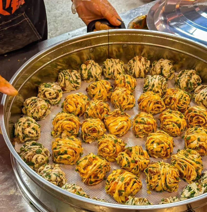 靠一条差评火起来的冰汤圆,让我看到手工菜正成顶流