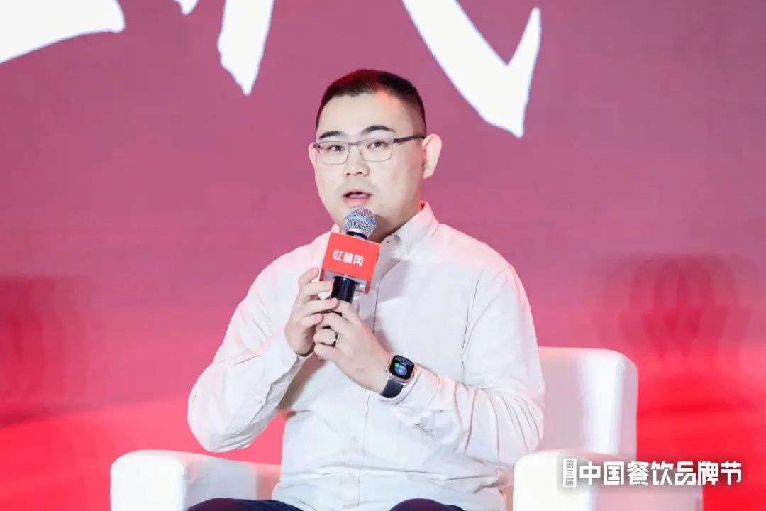 对话5位“餐二代”：站在父辈肩膀上干餐饮，难免有冲突