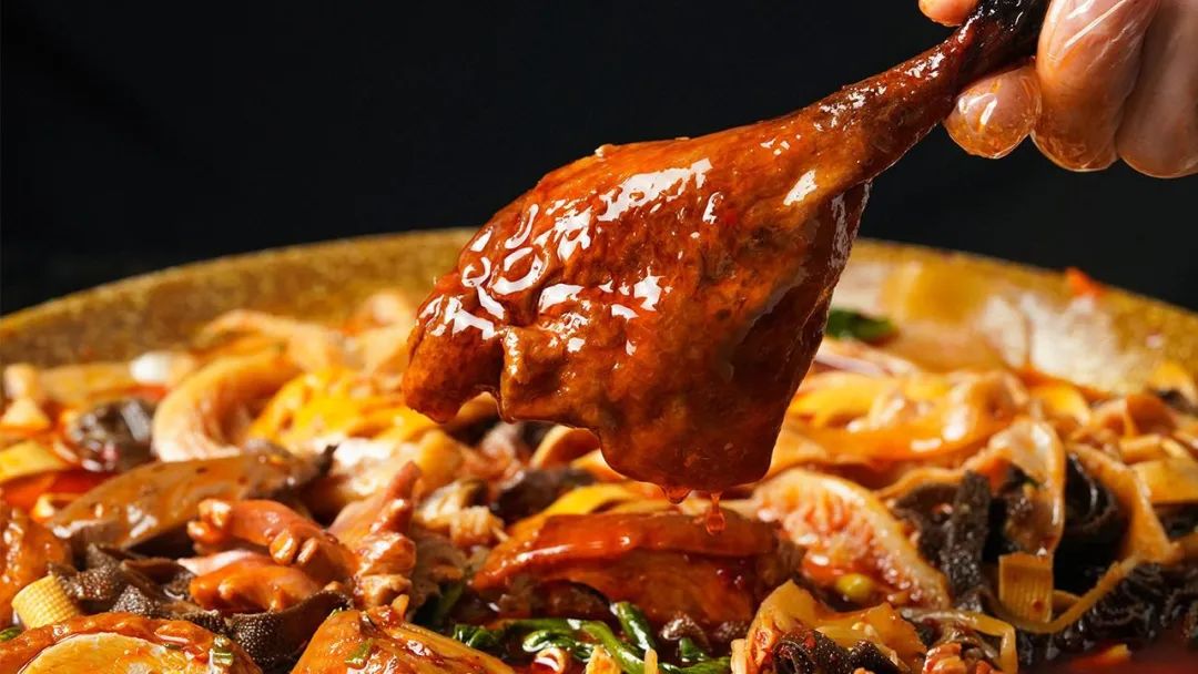 冒烤鸭正在全国遍地开花、模式也是五花八门,哪种能赚大钱?