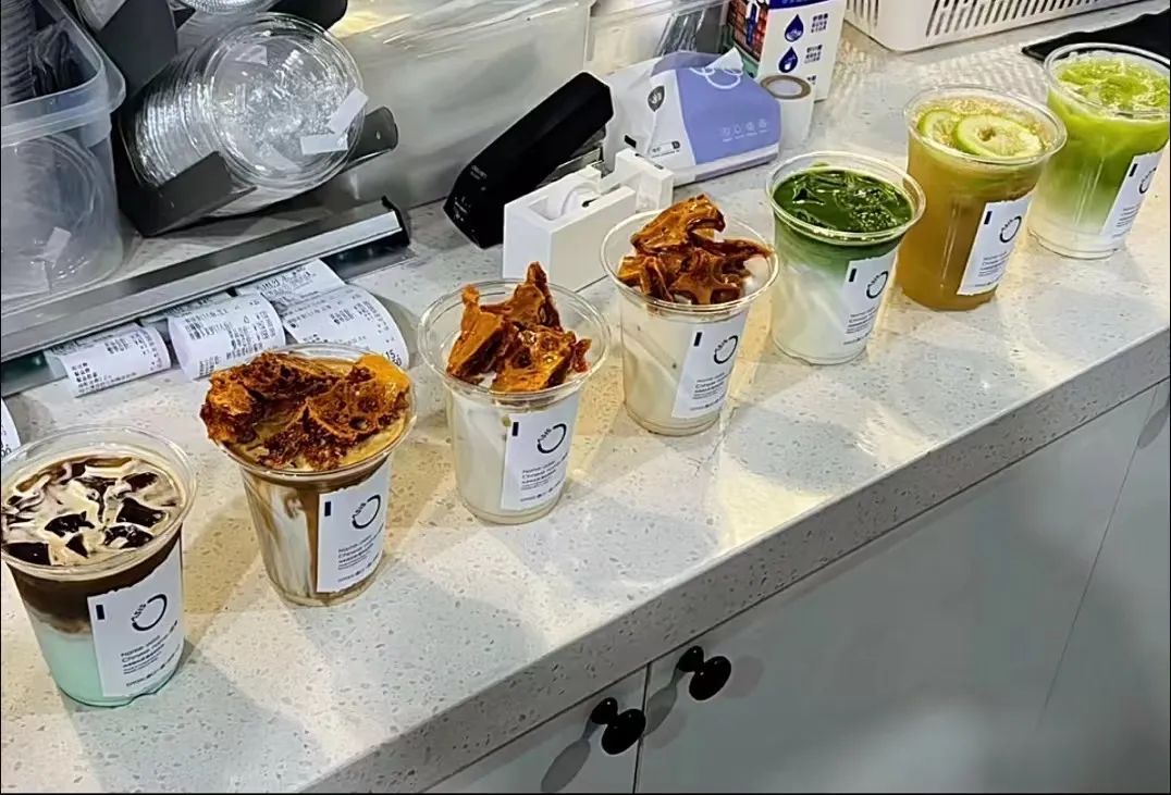 瑞幸们9.9元价格战夹攻下，社区精品咖啡品牌的真实现状