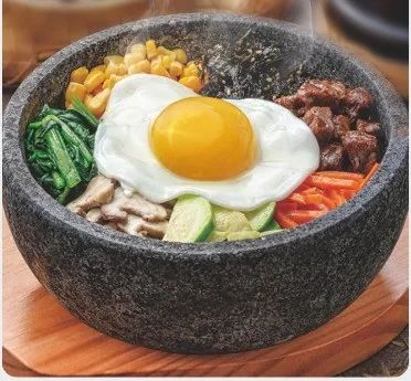 明着用预制菜的快餐店，已开出近千家门店，还越来越火……