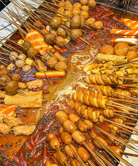 1元社区串串香，在悄悄“换马甲”