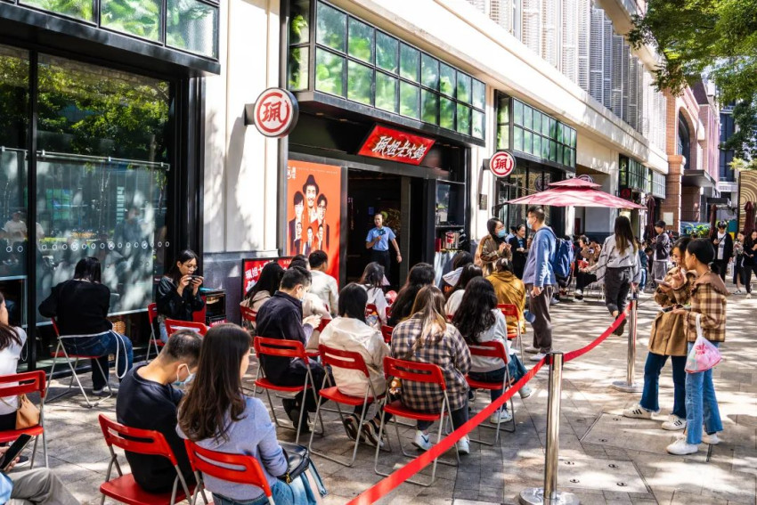 从11张桌的小店到冲刺上市，10岁的“珮姐”愈战愈勇！