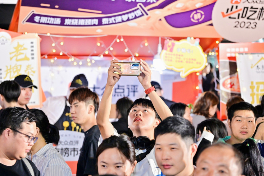 一站式吃遍全国40家 “必吃榜”餐厅,大湾区首届“必吃榜市集”落地深圳