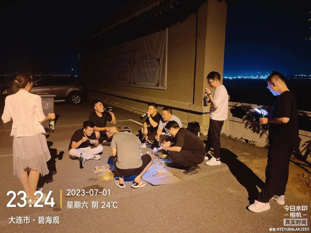 最好的食品企业创始人，都在登山路上