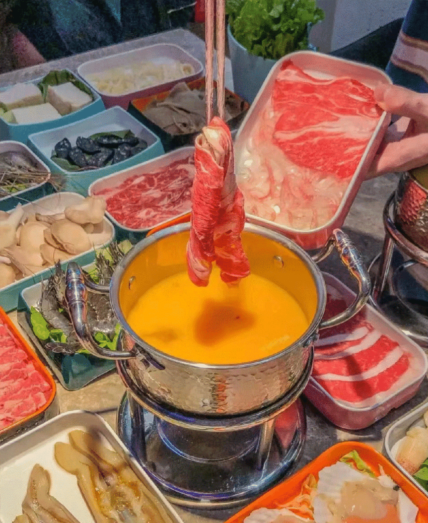 昔日中华火锅第一股抢入局！旋转小火锅正在翻红