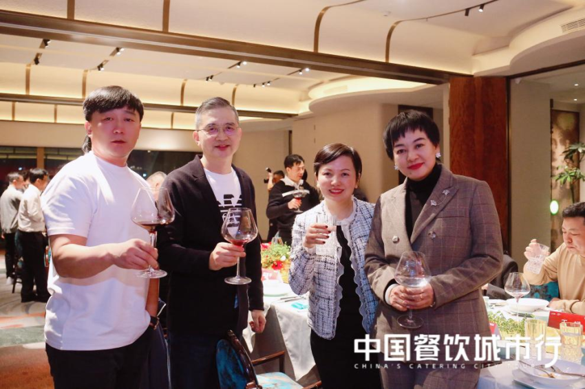 品鉴淮扬美馔，红咖饭局在上海圆满举办