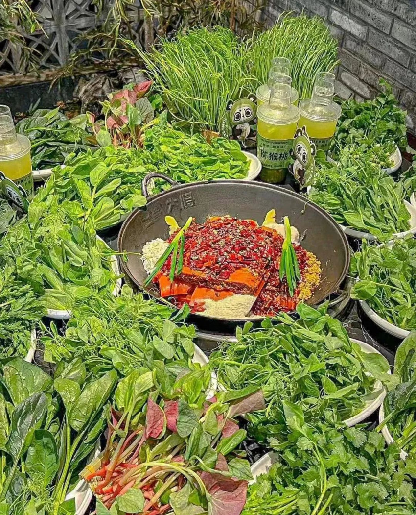 2023火锅“八大爆款菜”盘点！透露明年新品风向！