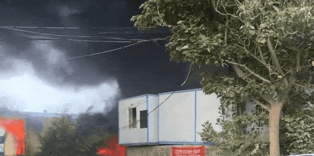 吃饭时突然爆炸！紧急提醒！