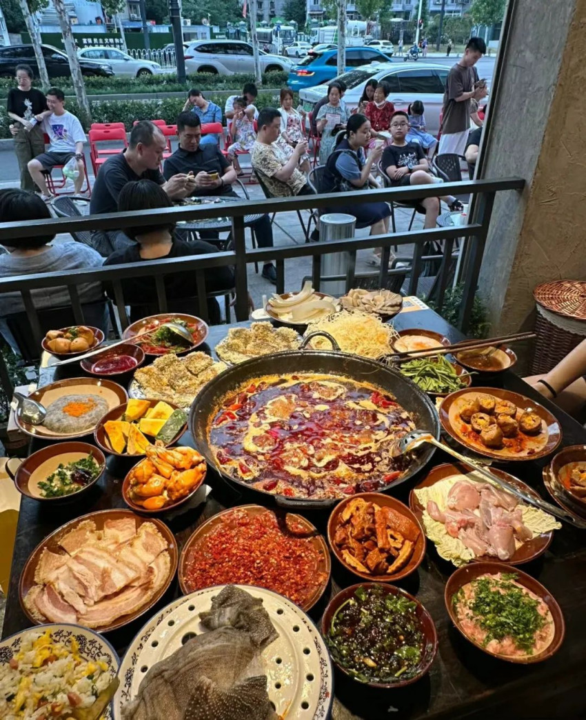 重磅独家！2024火锅行业十大趋势解读！