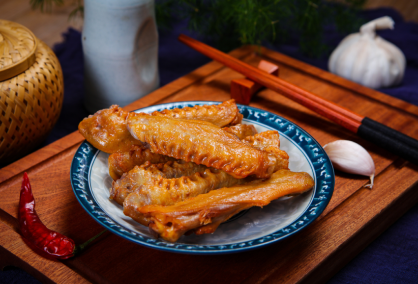 《卤味品类发展报告2024》发布:度过“超强鸭周期”之后,卤味赛道再扩容