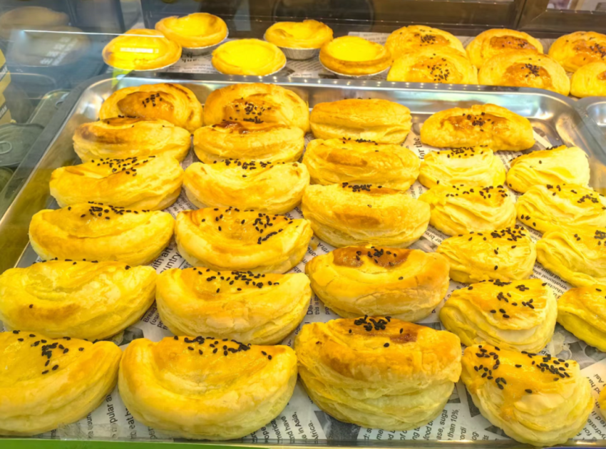 2023年，超10万家烘焙店倒下了