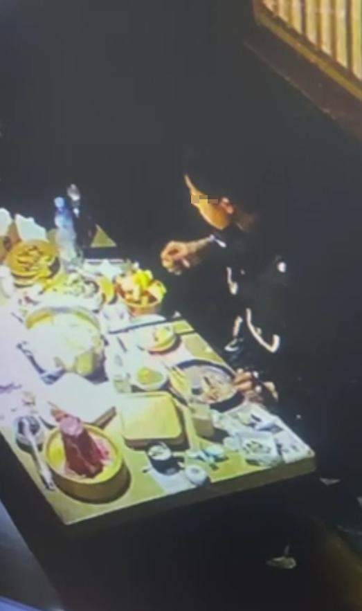 吃出异物200多次、拔体毛放进火锅索要赔偿，餐饮敲诈何时休？