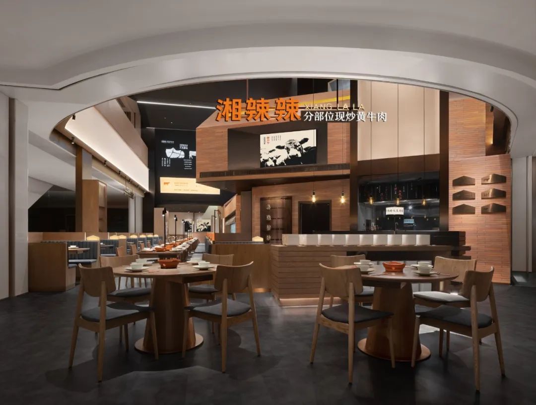 斩获“全国现炒黄牛肉大王”称号，湘辣辣靠这两大“杀手锏”火爆北上广深